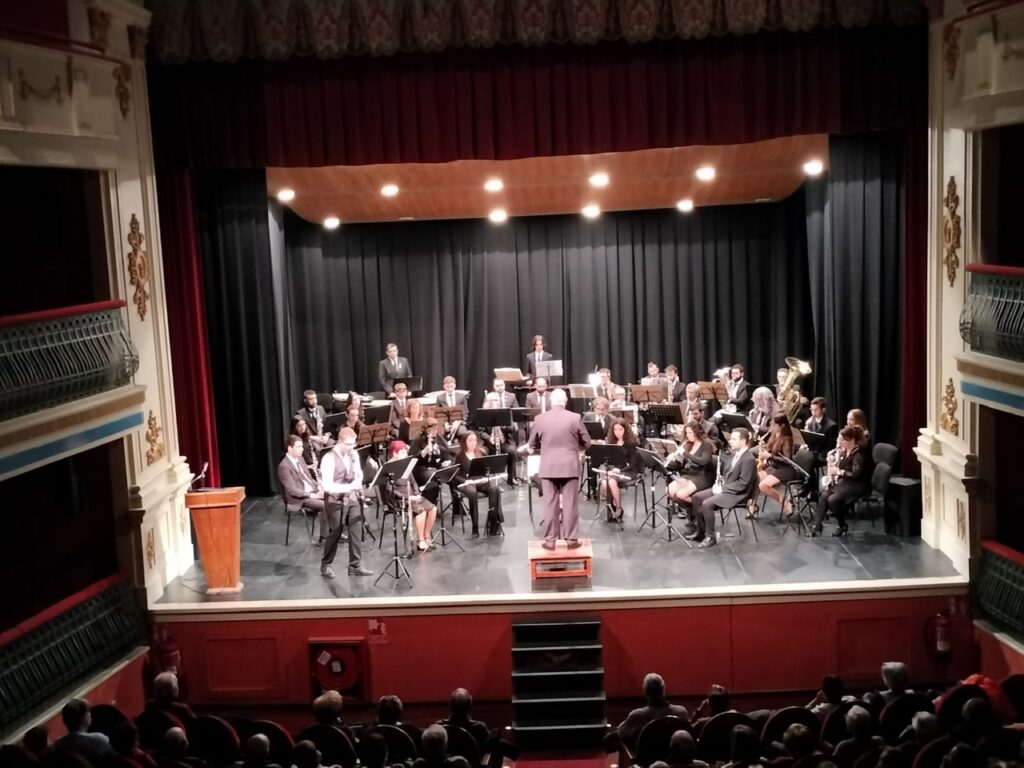 Fotos y vídeo | La Banda Municipal de Música de Béjar estrena la obra 'Catedrático Gonzalo Santonja' en el concierto de Santa Cecilia - 26 de noviembre de 2023