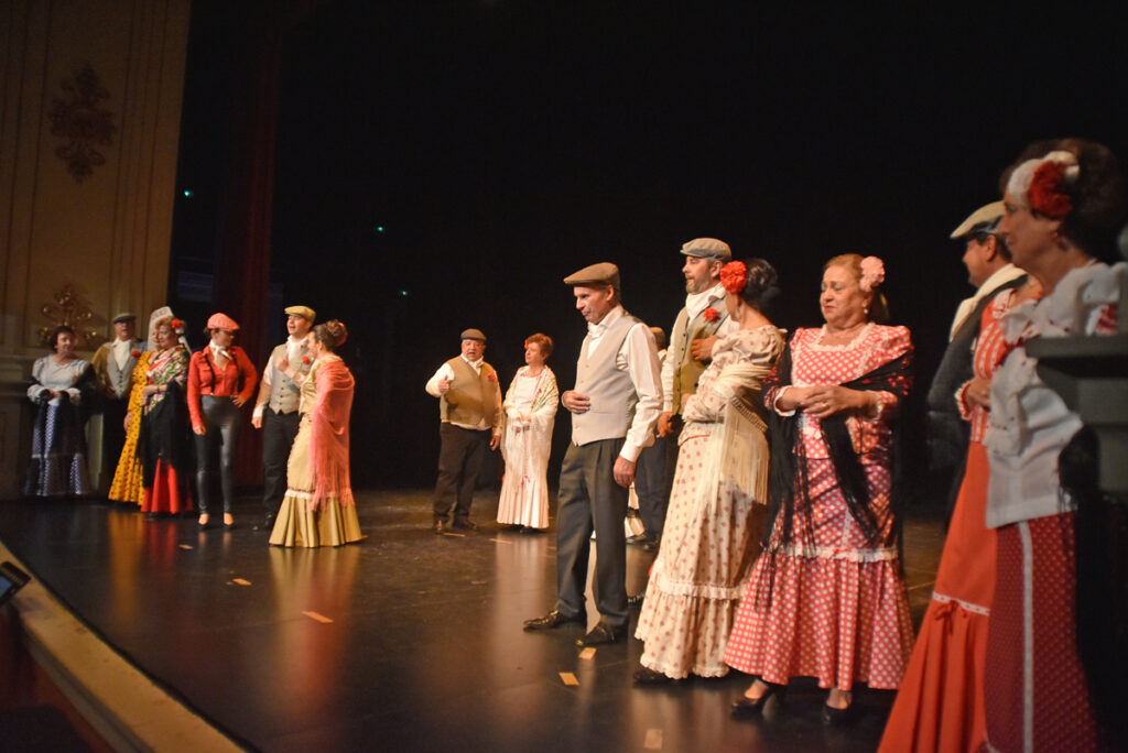 GALERÍA DE FOTOS | La zarzuela conquista el teatro Cervantes de Béjar en una noche llena de música y solidaridad - 5 de noviembre de 2023