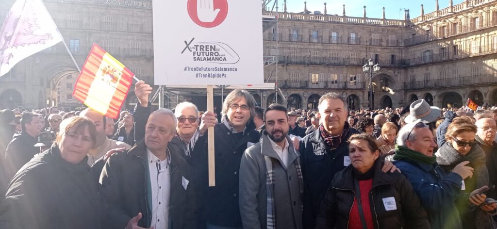 Béjar y la comarca reivindican el fin del aislamiento ferroviario en la manifestación de Salamanca - 22 de enero de 2024