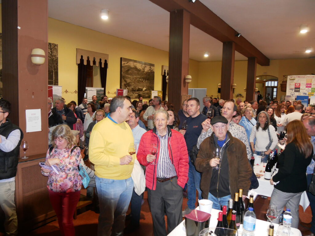 Béjar disfruta de los vinos elaborados en la Sierra en una cata solidaria - 19 de marzo de 2024